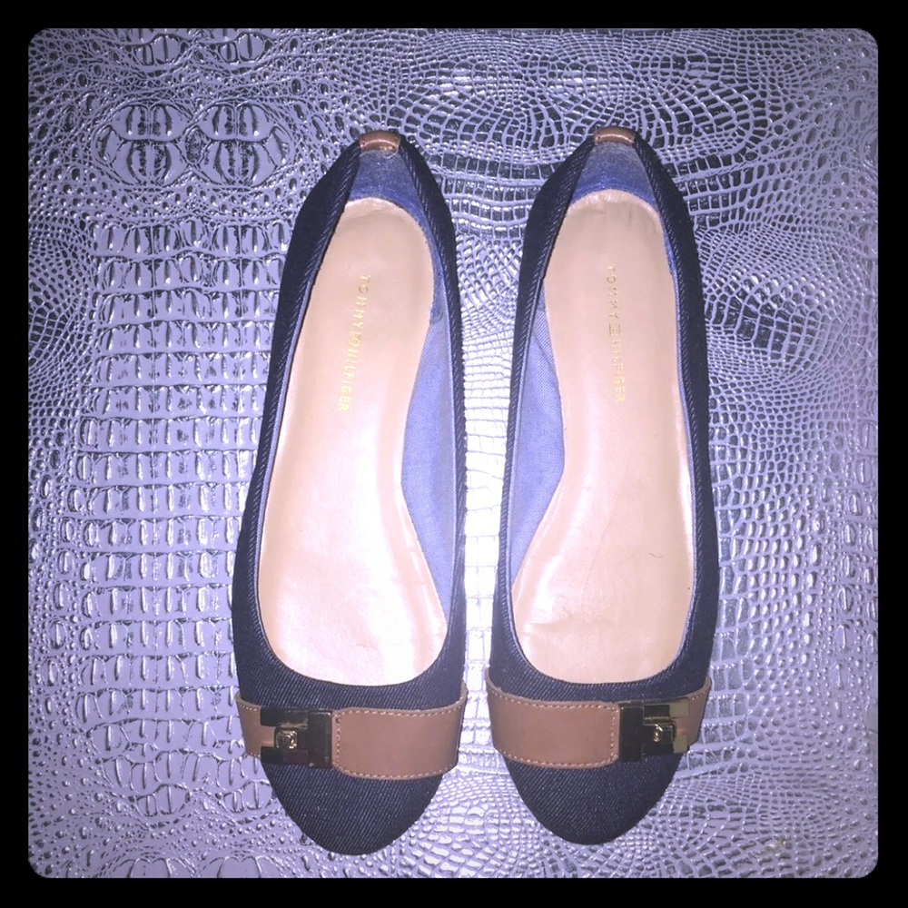 TOMMY HILFIGER FLATS!!❤️